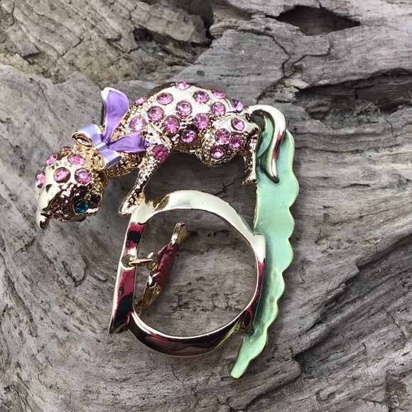 Cat fish bowl brooch pin moves! Enamel rhinestones - Picture 4 of 5